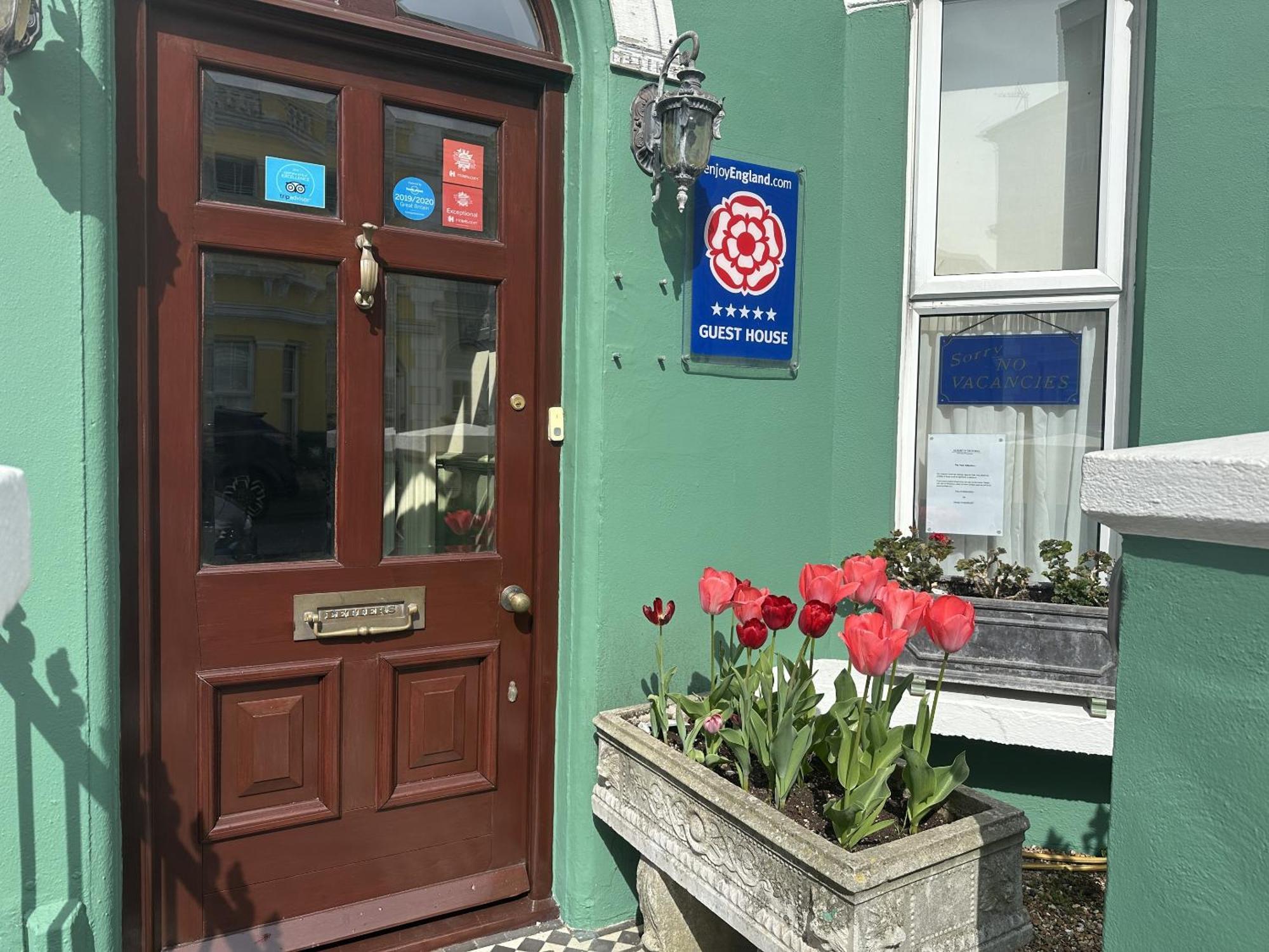 Albert & Victoria Guest House Ήστμπορν Εξωτερικό φωτογραφία