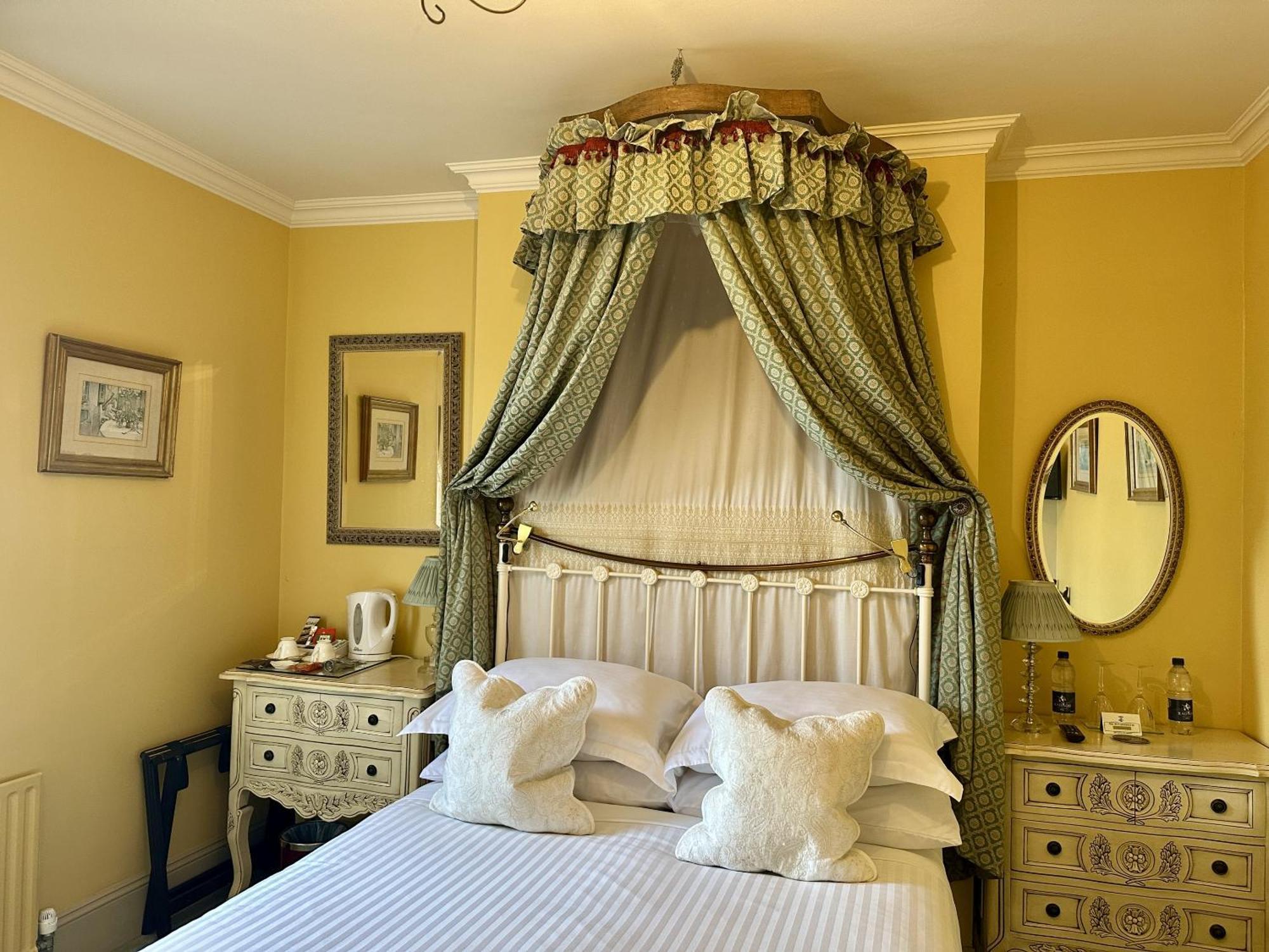 Albert & Victoria Guest House Ήστμπορν Δωμάτιο φωτογραφία