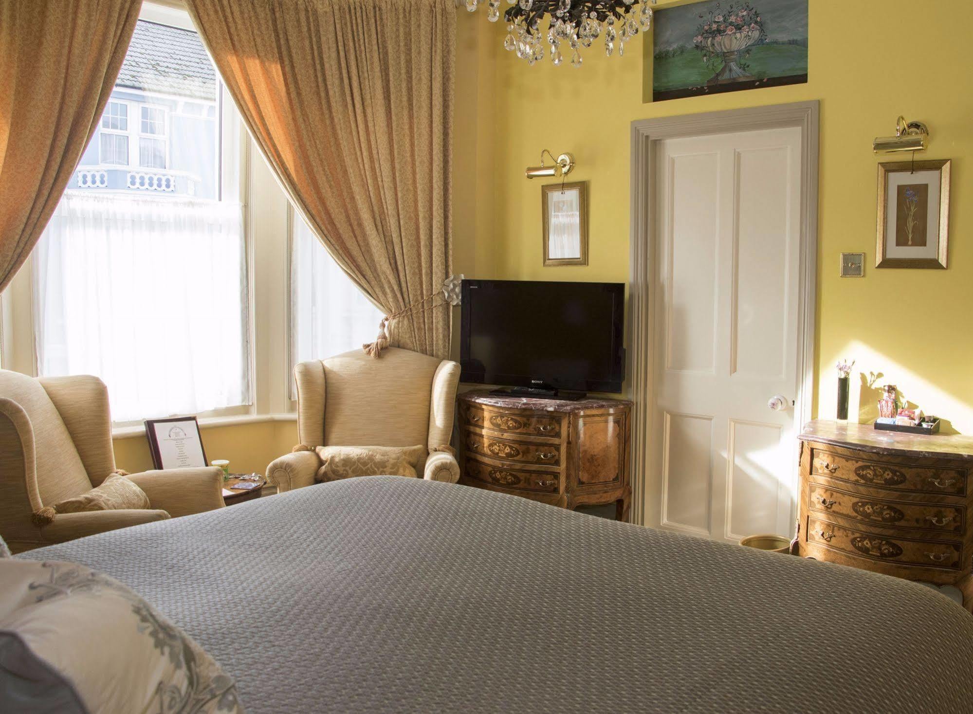 Albert & Victoria Guest House Ήστμπορν Εξωτερικό φωτογραφία