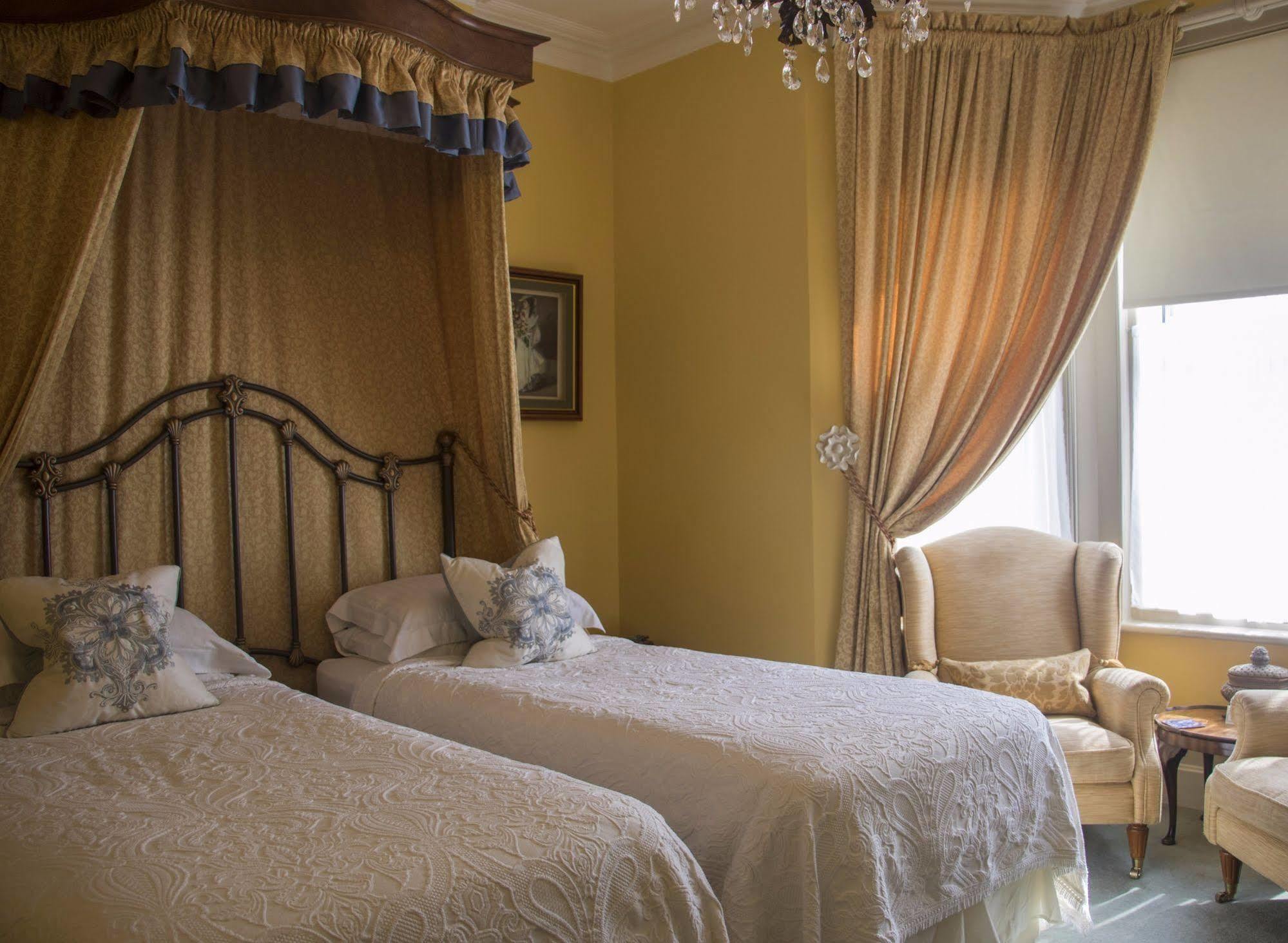 Albert & Victoria Guest House Ήστμπορν Εξωτερικό φωτογραφία